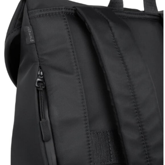 Minimalist Backpack - Picture 4 of 4